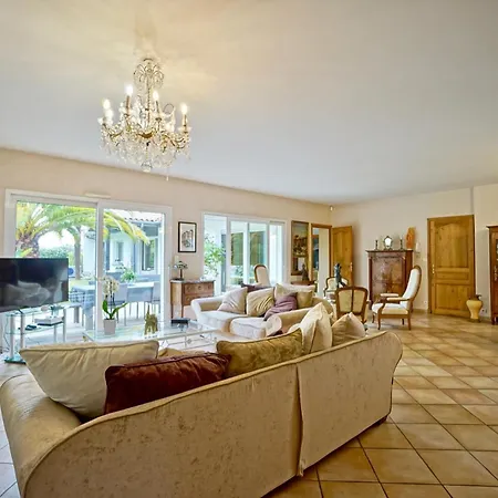 Tres Belle Avec Piscine Biarritz